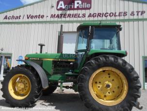 Tracteur agricole John Deere 4040S