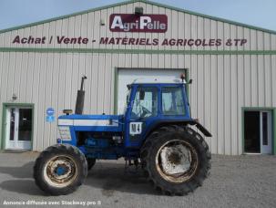 Tracteur agricole Ford 7910