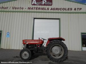 Tracteur agricole Massey Ferguson 140