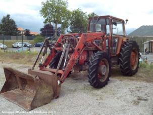 Tracteur agricole Massey Ferguson 595