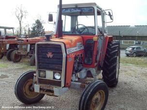Tracteur agricole Massey Ferguson 590