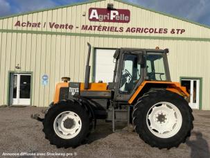 Tracteur agricole Renault 133.54