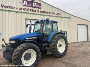Tracteur agricole New Holland TM165