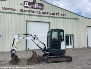 Mini-pelle Bobcat E26