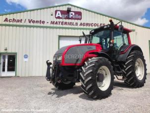 Tracteur agricole Valtra T151