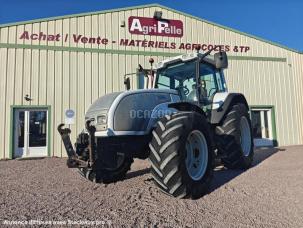 Tracteur agricole Valtra T120