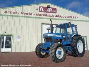 Tracteur agricole Ford 7700