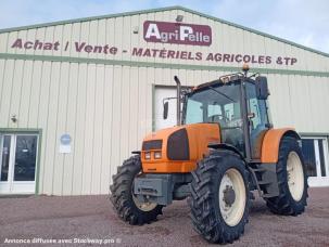 Tracteur agricole Renault ares 550RX