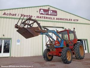 Tracteur agricole Case IH 745XL