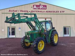 Tracteur agricole John Deere 6200