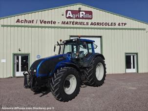 Tracteur agricole Valtra T151