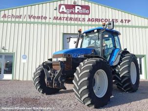 Tracteur agricole New Holland TM 155