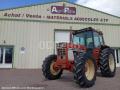 Tracteur agricole Case IH 1055