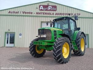 Tracteur agricole John Deere 6530