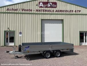 Fourgon bâché avec parois rigides Ifor Williams LM146G